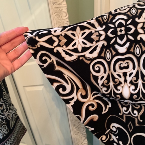 REDUCED‼️ WHBM Tunic - Picture 2 of 8